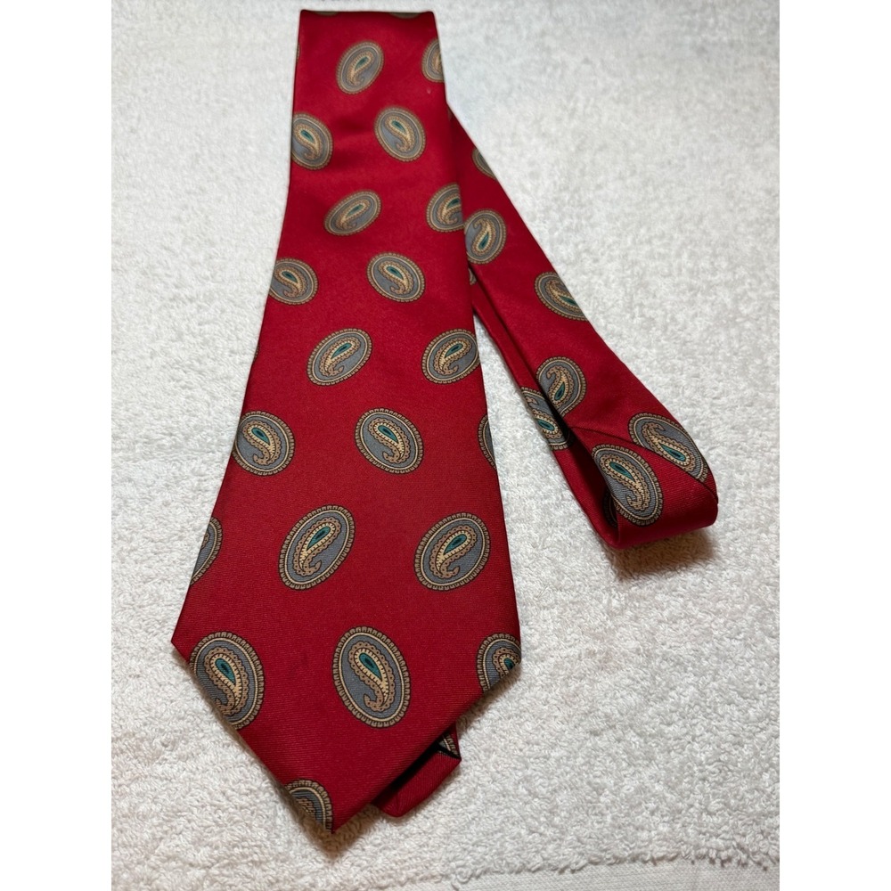 Potomac Collection Mens Red Paisley Medallion 100% Italian Silk Tie Made in USA